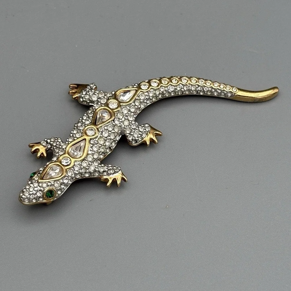 Vintage SAL Swarovski Lizard Brooch Pin Diamante Rhinestone Jeweled Salamander